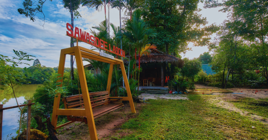 จุดถ่ายรูปสวยใกล้ Sawasdee Lagoon